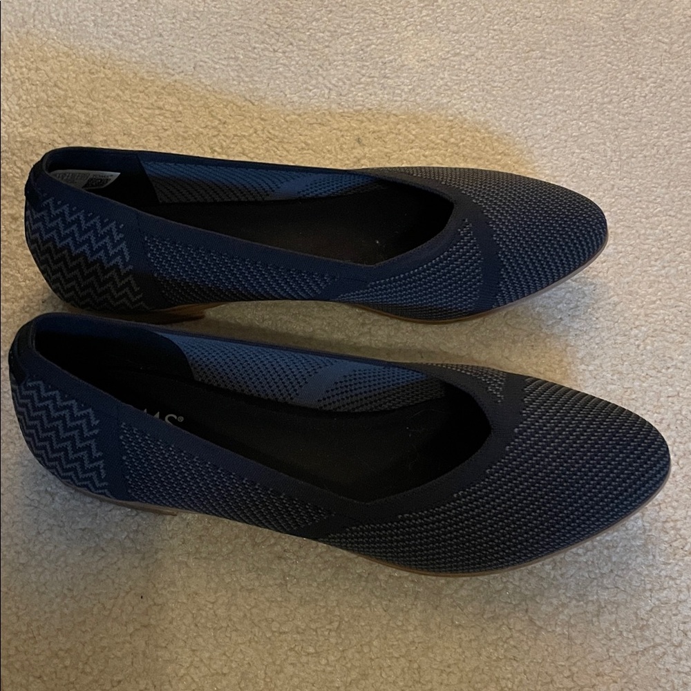 Toms Black Fabric Flats